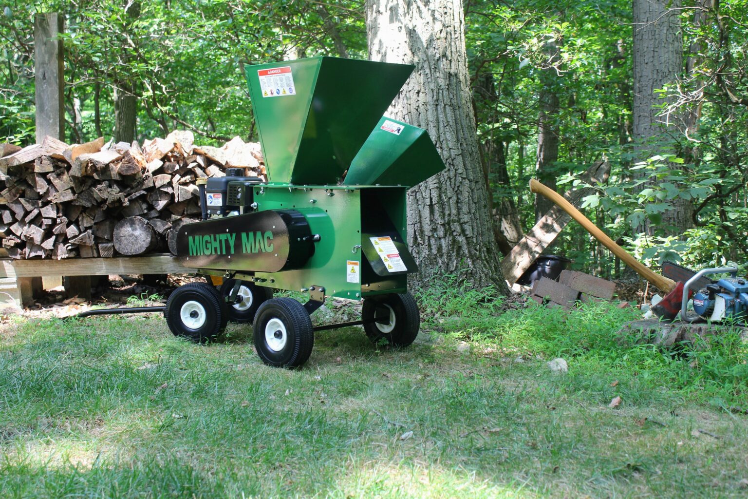 Best Gas Powered Wood Chipper, Mighty Mac Chipper 12p, Made in USA