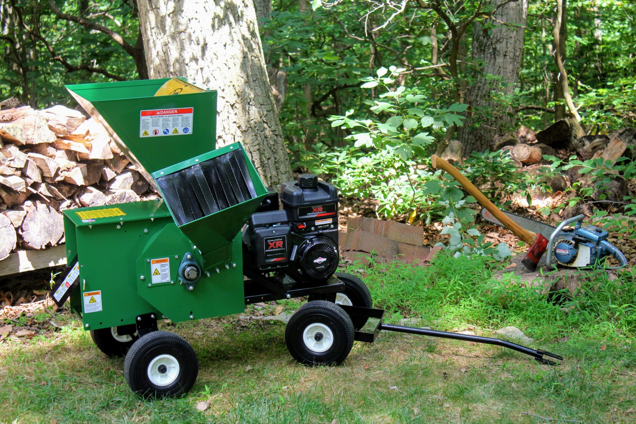 Best Gas Powered Wood Chipper, Mighty Mac Chipper 12p, Made in USA